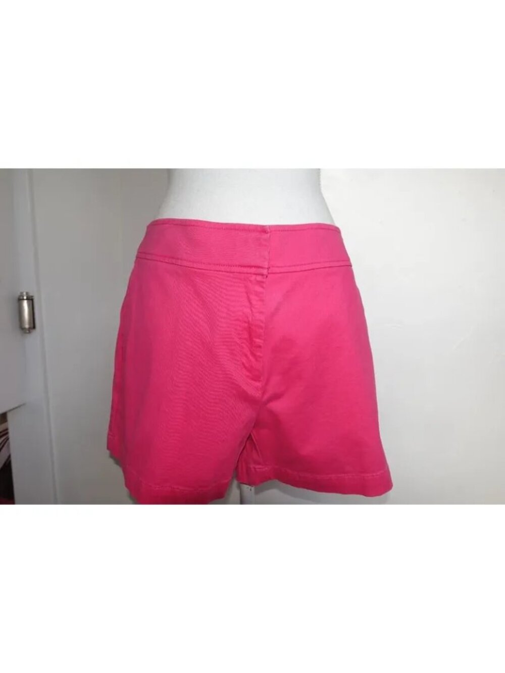 Shorts Flat Front Mid Rise